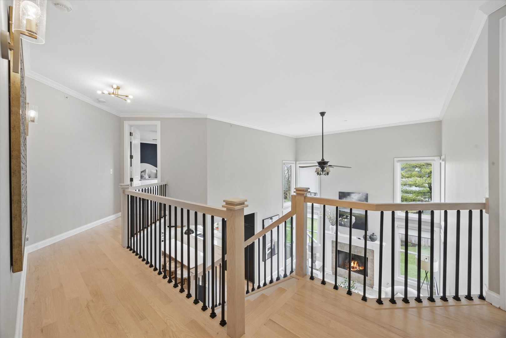 829 Avon Court, Glen Ellyn, IL 60137