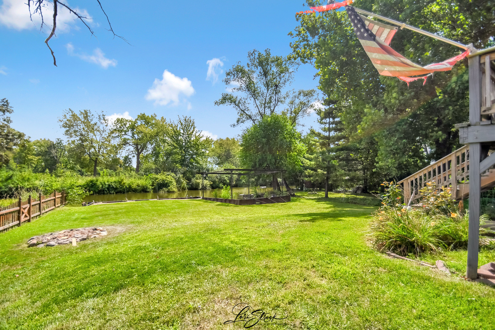 38871 N Lakeview Avenue, Antioch, IL 60002