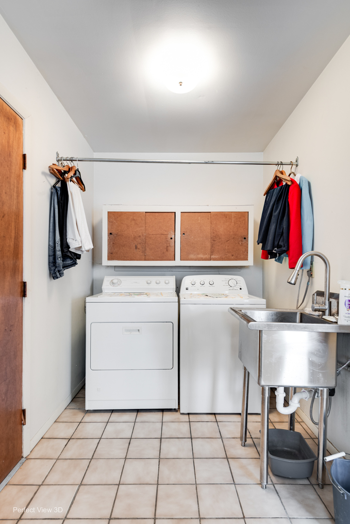 1980 Chippendale Road, Hoffman Estates, IL 60169