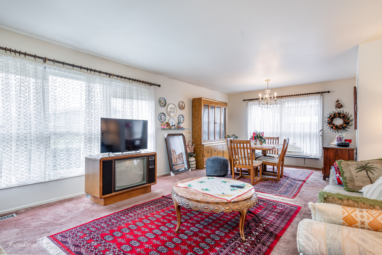 1980 Chippendale Road, Hoffman Estates, IL 60169