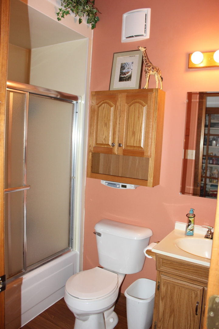 13528 LAVERGNE Avenue, Crestwood, IL 60418