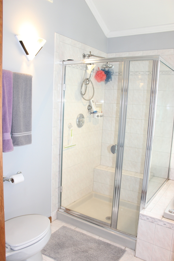 13528 LAVERGNE Avenue, Crestwood, IL 60418