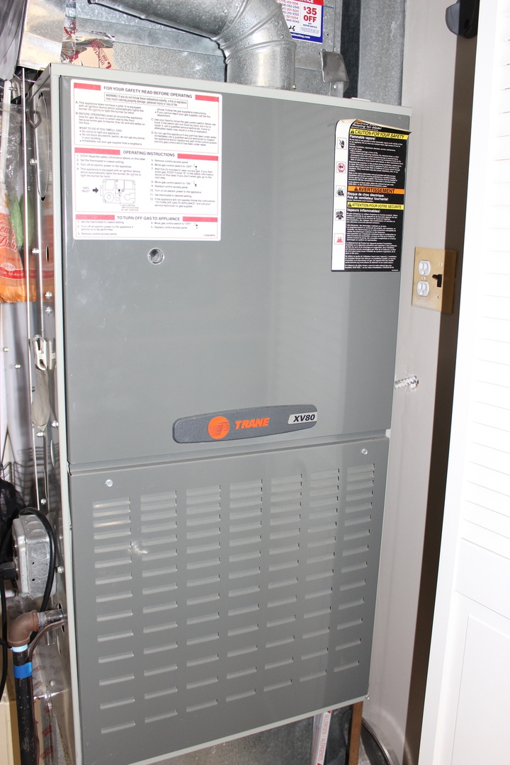 13528 LAVERGNE Avenue, Crestwood, IL 60418