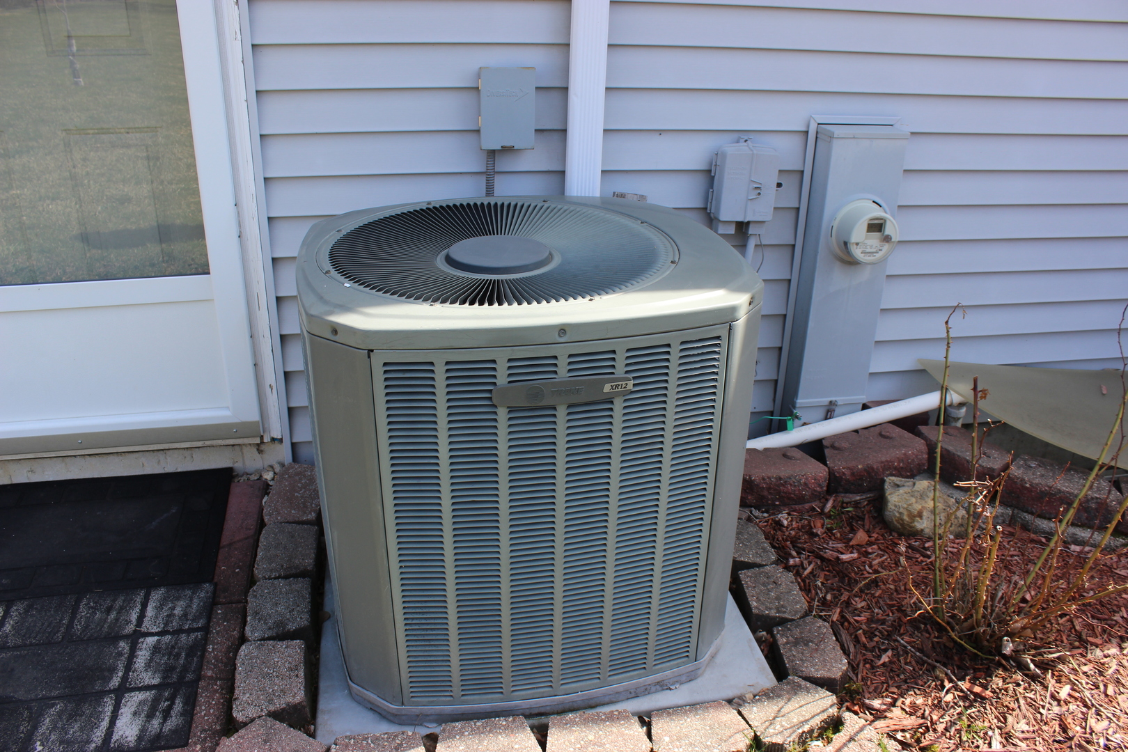 13528 LAVERGNE Avenue, Crestwood, IL 60418