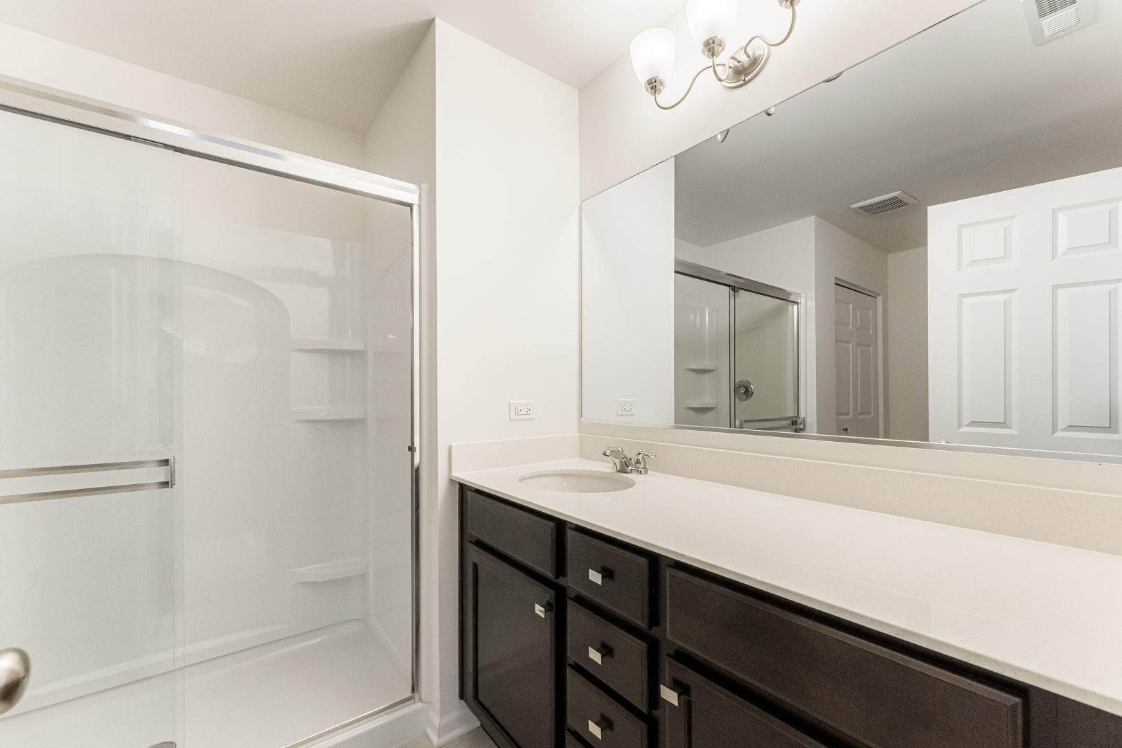 1985 Kingsley Circle, Northbrook, IL 60062