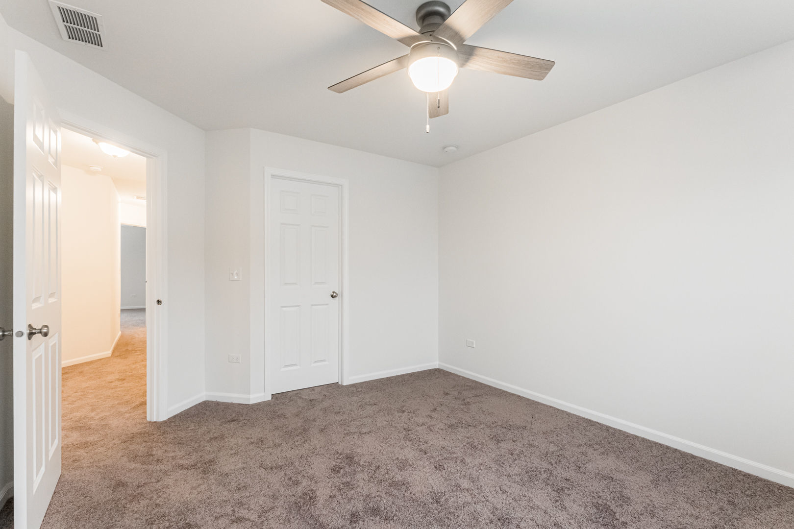 1985 Kingsley Circle, Northbrook, IL 60062