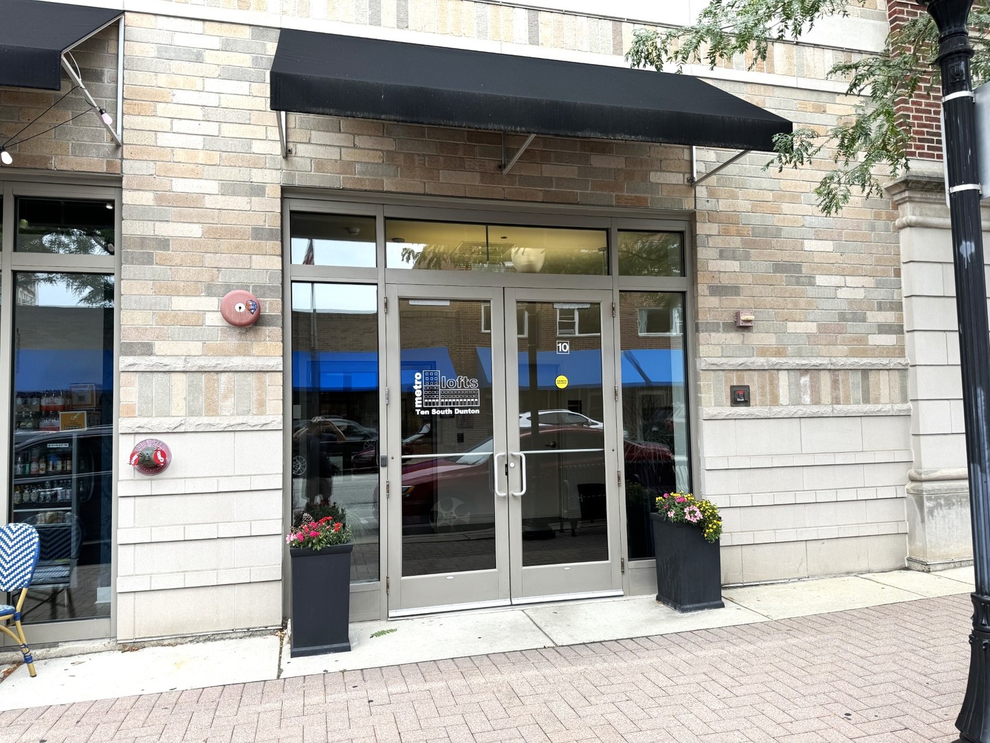 10 S Dunton Avenue #204, Arlington Heights, IL 60005