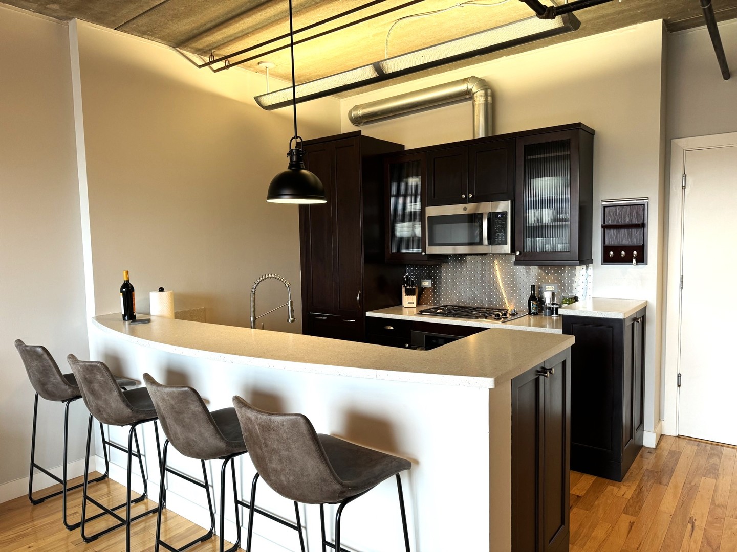 10 S Dunton Avenue #204, Arlington Heights, IL 60005