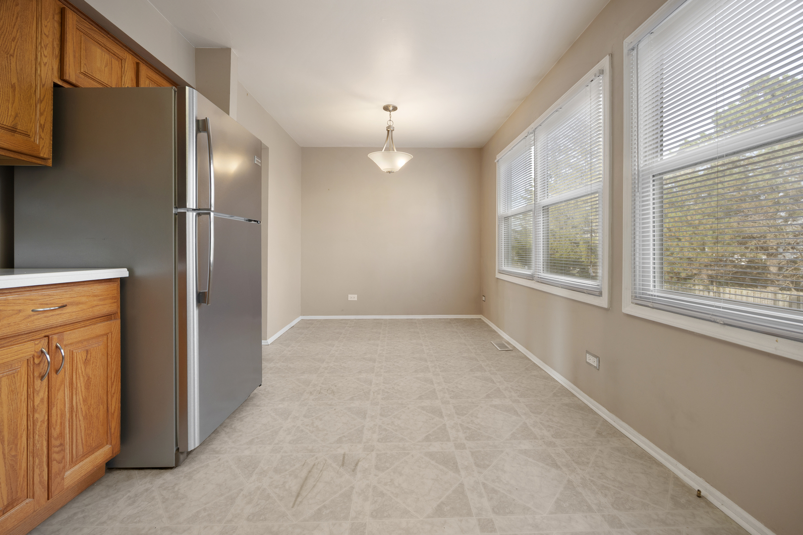 1809 Lancashire Court, Schaumburg, IL 60194