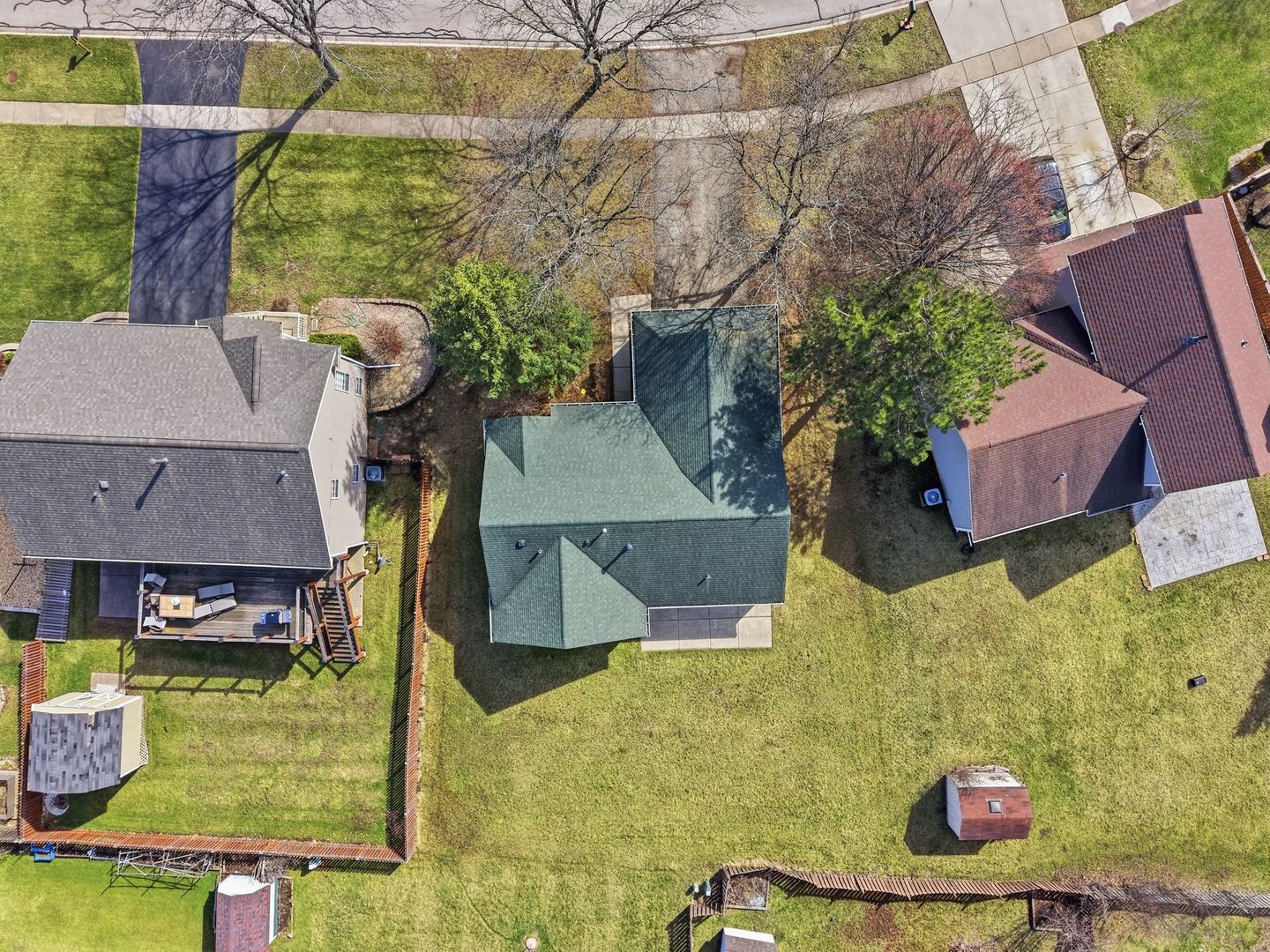 2124 BALDWIN Lane, Hanover Park, IL 60133