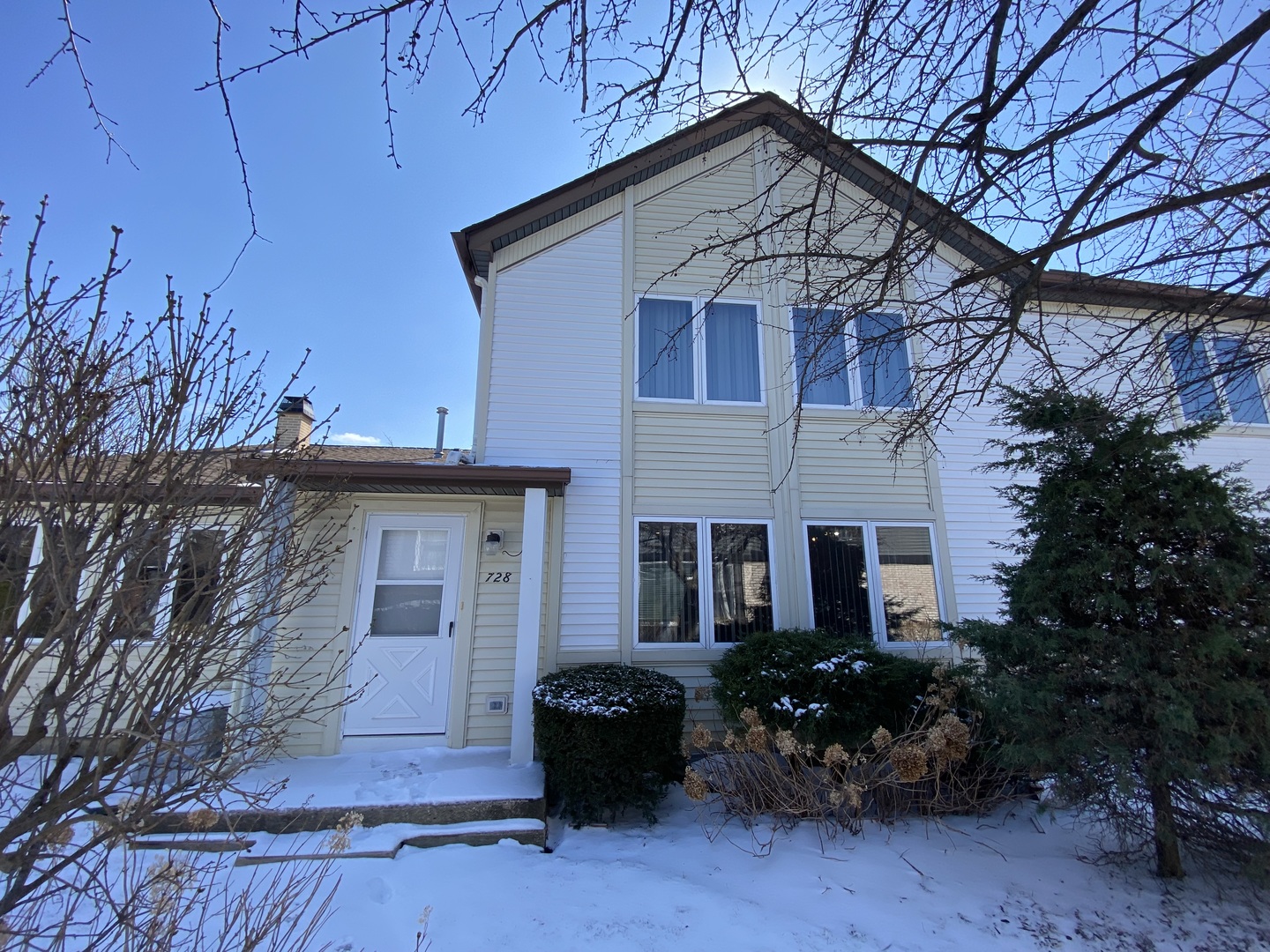 728 Inverrary Lane, Deerfield, IL 60015