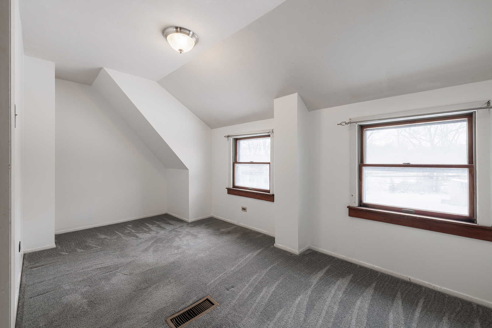 206 N Bonnie Brae Avenue, Elmhurst, IL 60126