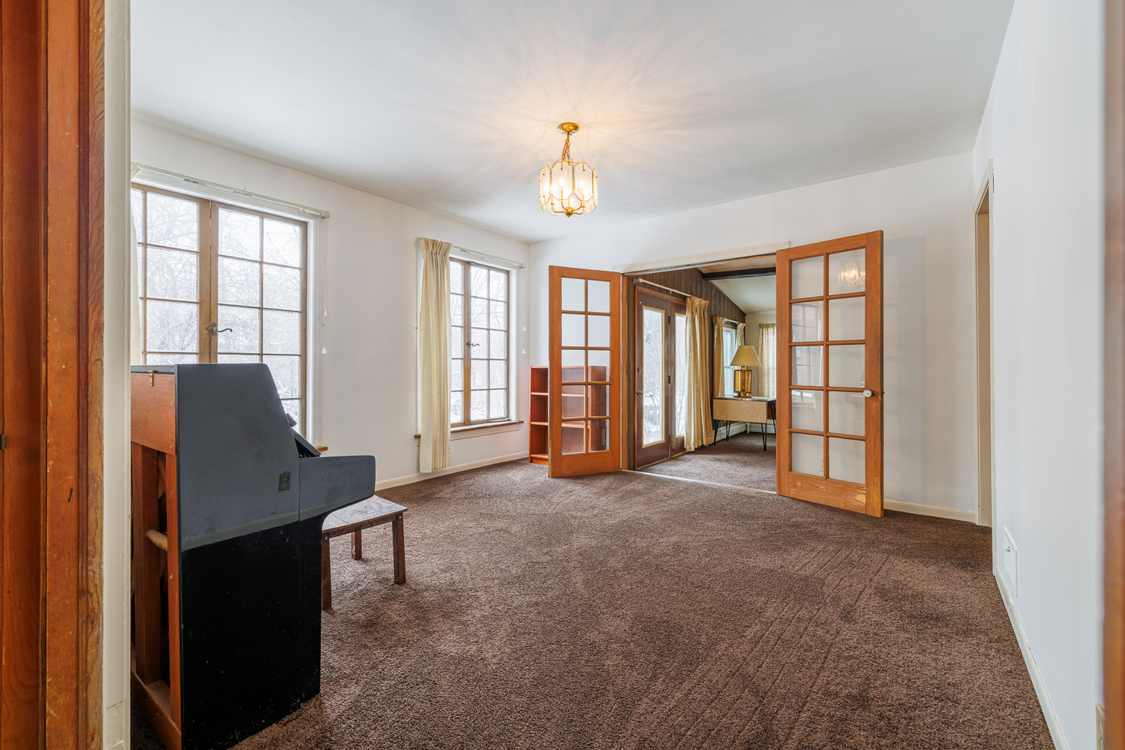 206 N Bonnie Brae Avenue, Elmhurst, IL 60126