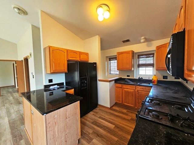 2212 Waterleaf Court #204, Naperville, IL 60564