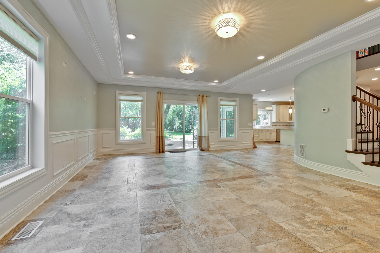 24 PLYMOUTH Court, Lincolnshire, IL 60069