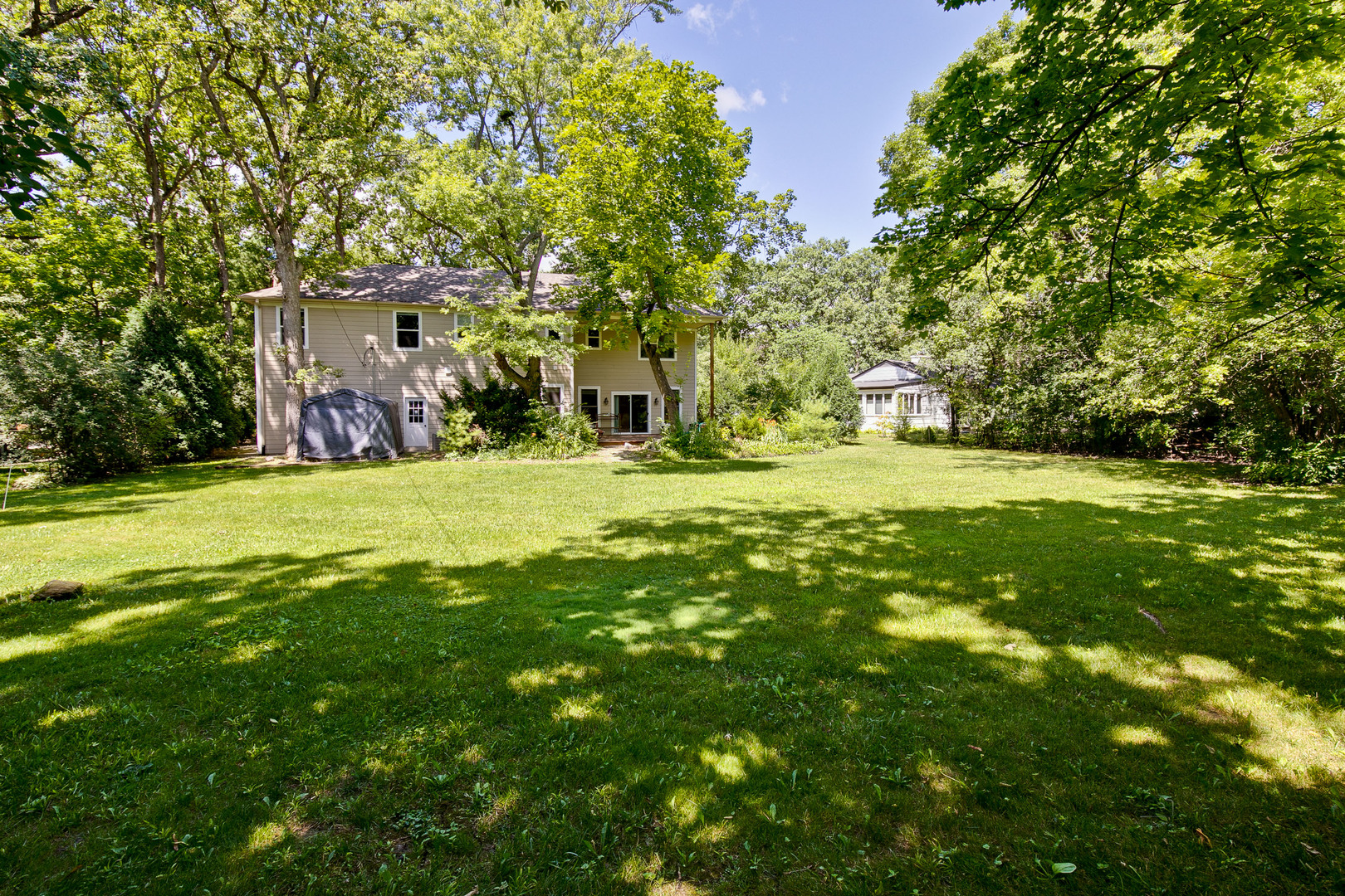 24 PLYMOUTH Court, Lincolnshire, IL 60069