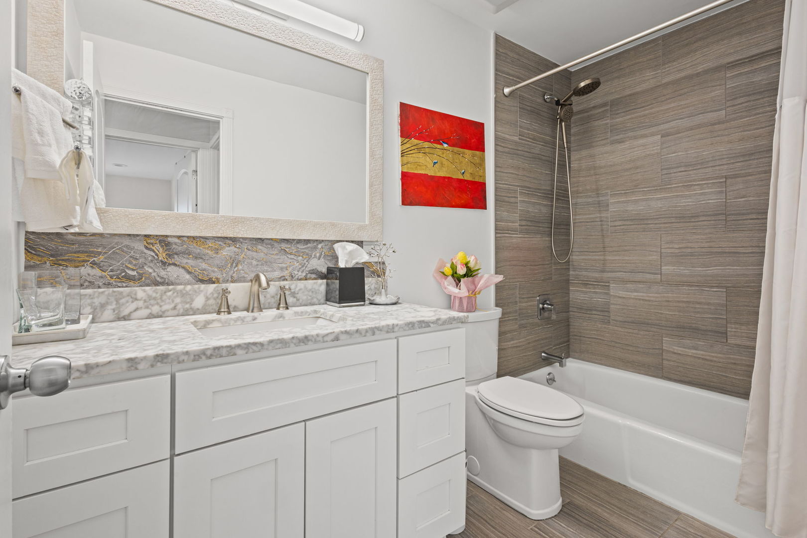 9460 Dee Road #2H, Des Plaines, IL 60016