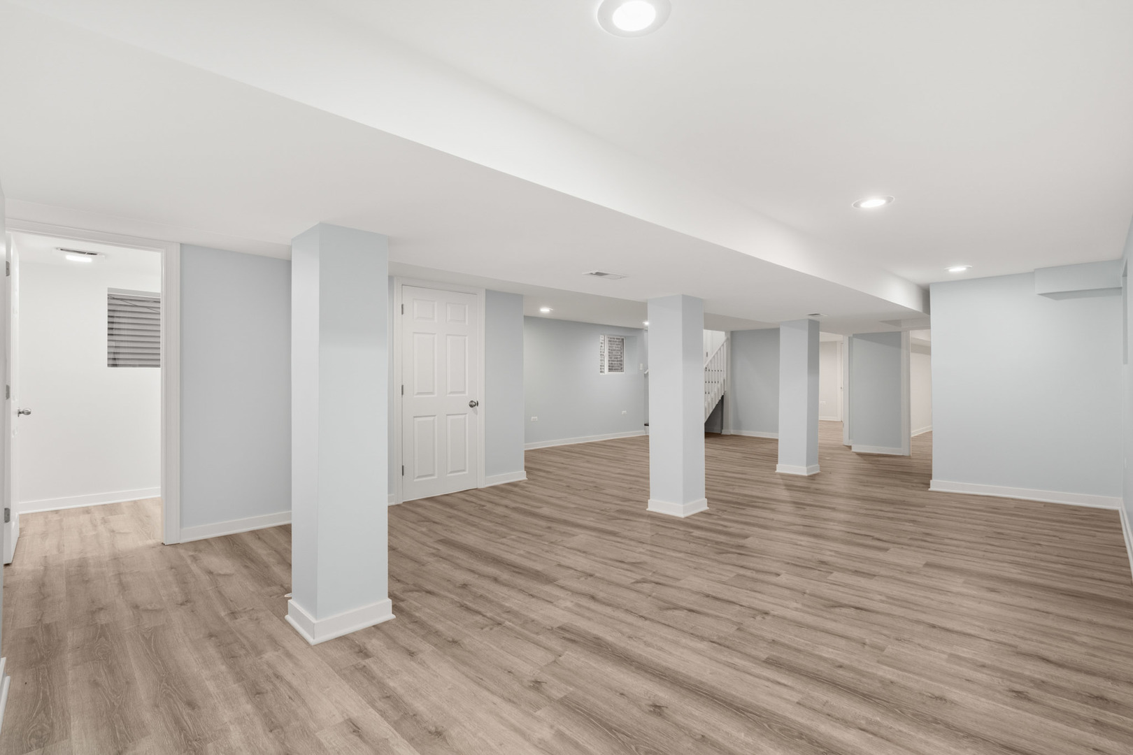 8411 S Dante Avenue, Chicago, IL 60619