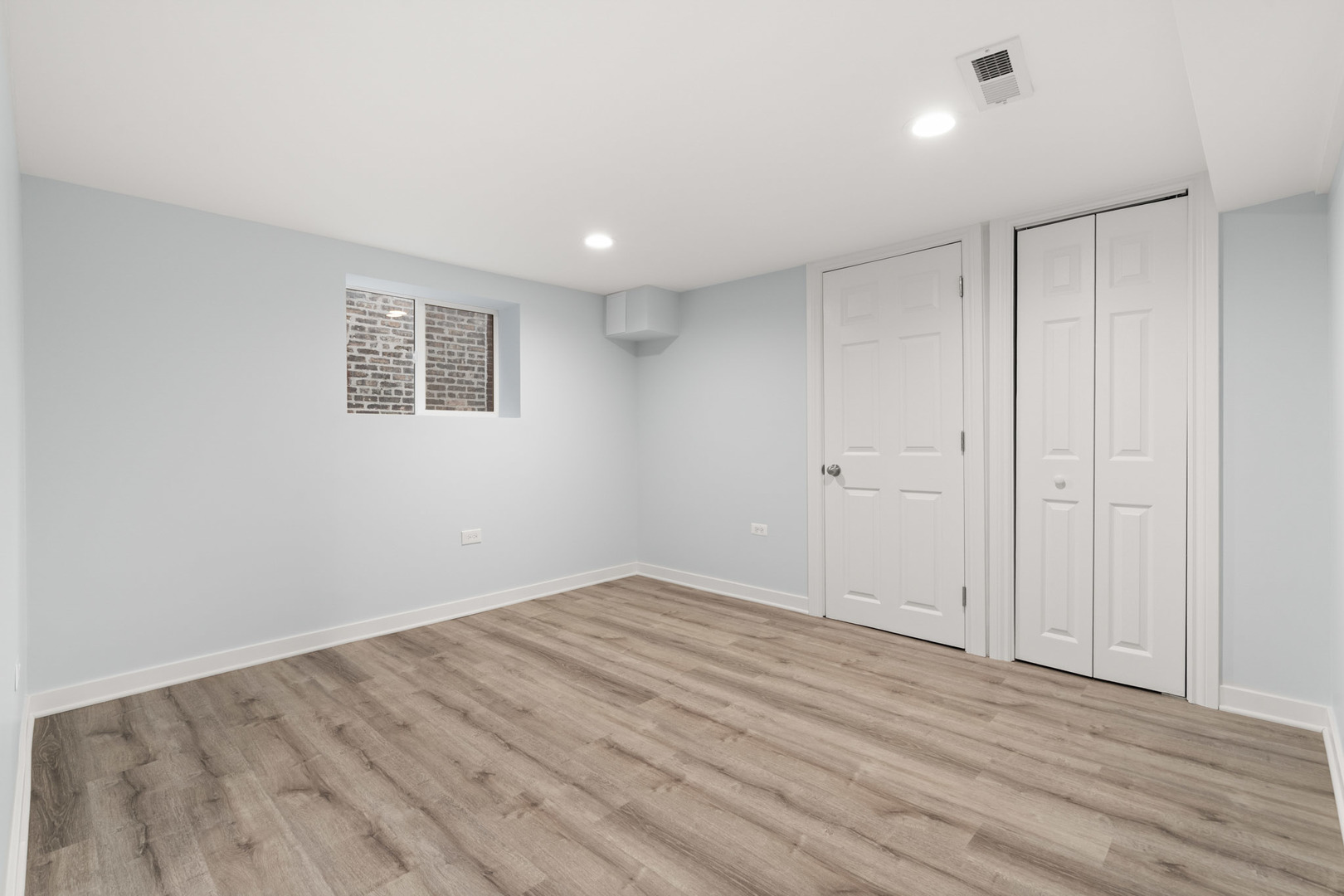 8411 S Dante Avenue, Chicago, IL 60619