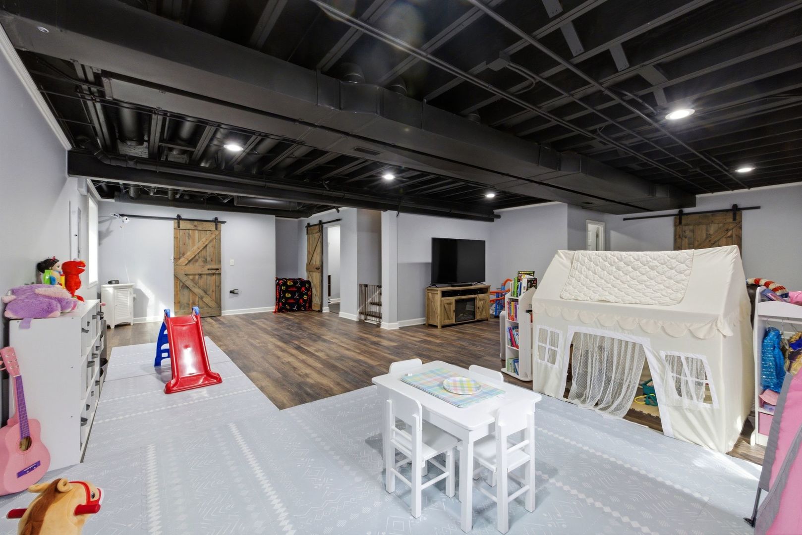 3S241 Williams Road, Warrenville, IL 60555