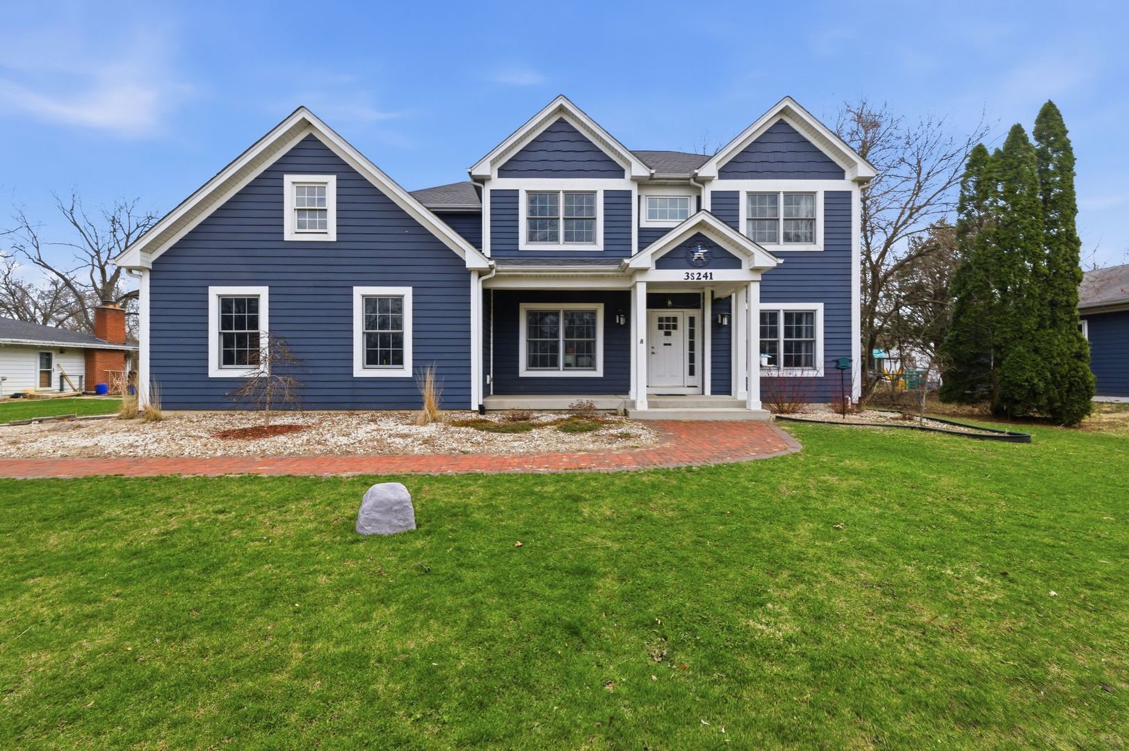 3S241 Williams Road, Warrenville, IL 60555