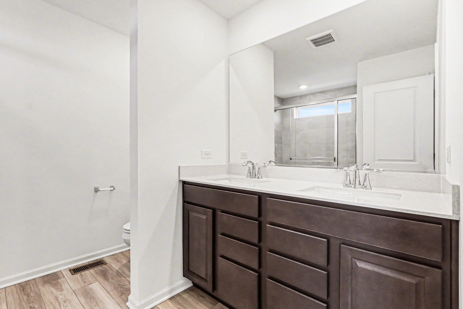 413 Hathaway Lane, Oswego, IL 60543