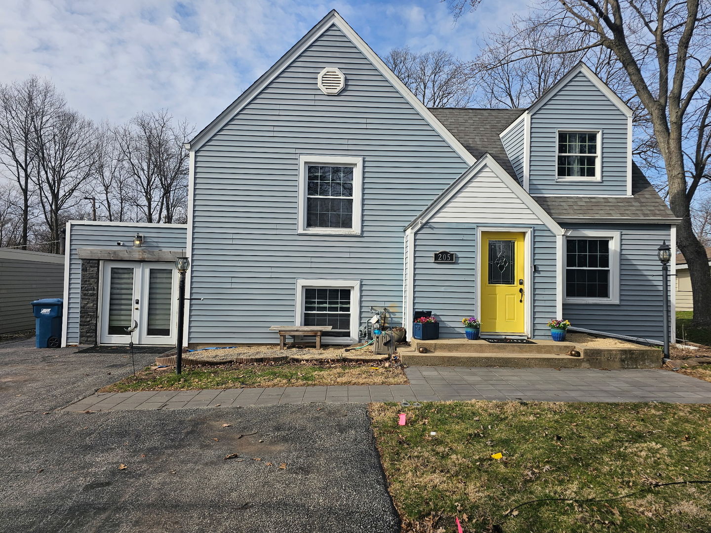 205 Cornwall Drive, Crete, IL 60417