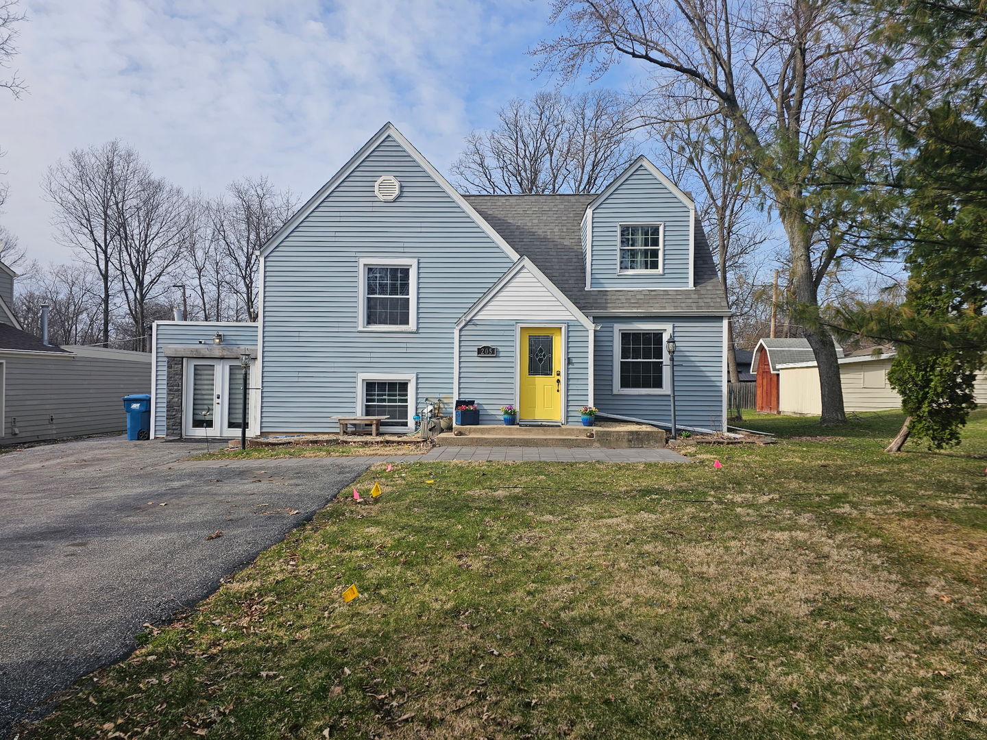 205 Cornwall Drive, Crete, IL 60417