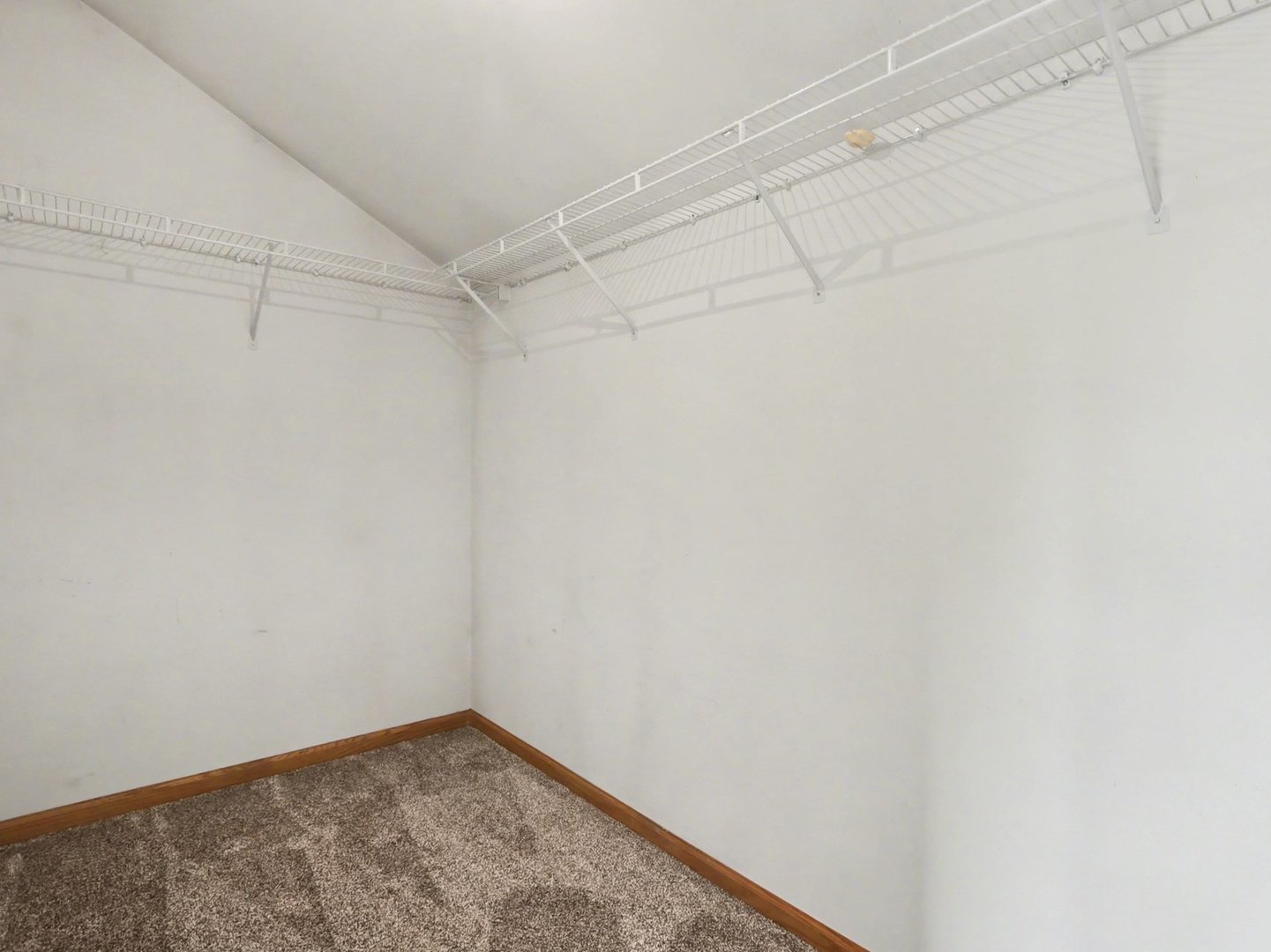 2001 Wedgeport Circle, Romeoville, IL 60446