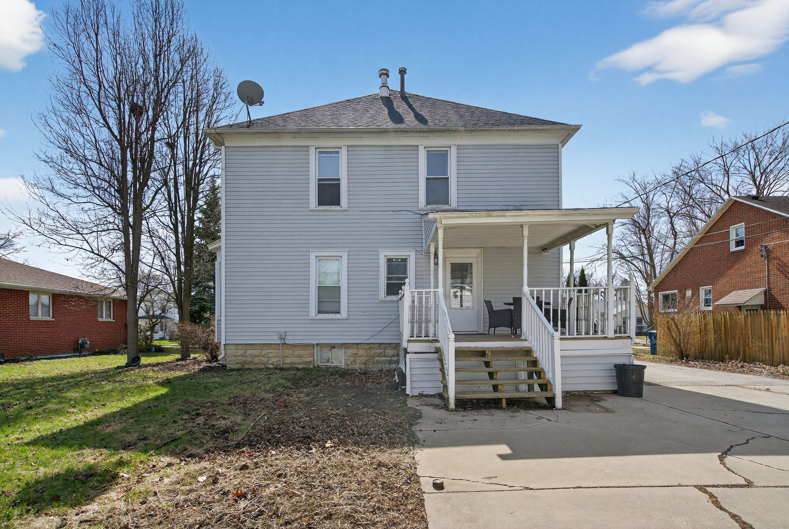 206 W Delaware Street, Dwight, IL 60420