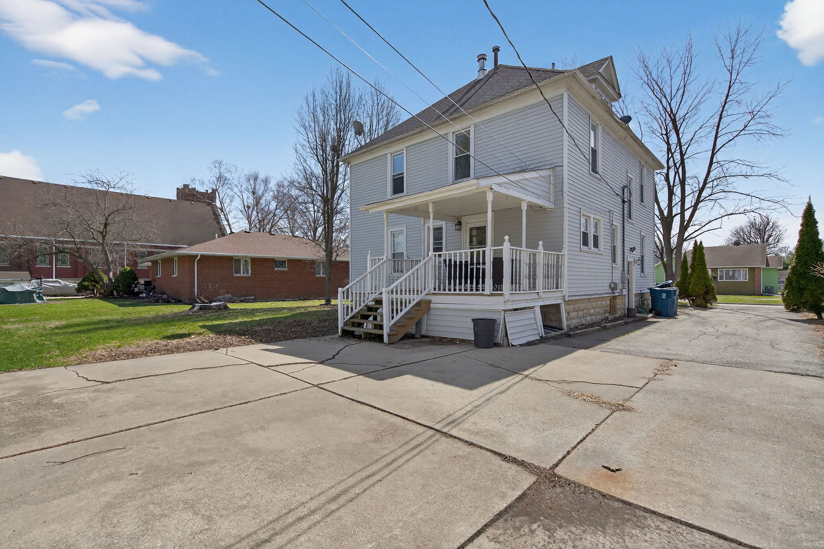 206 W Delaware Street, Dwight, IL 60420