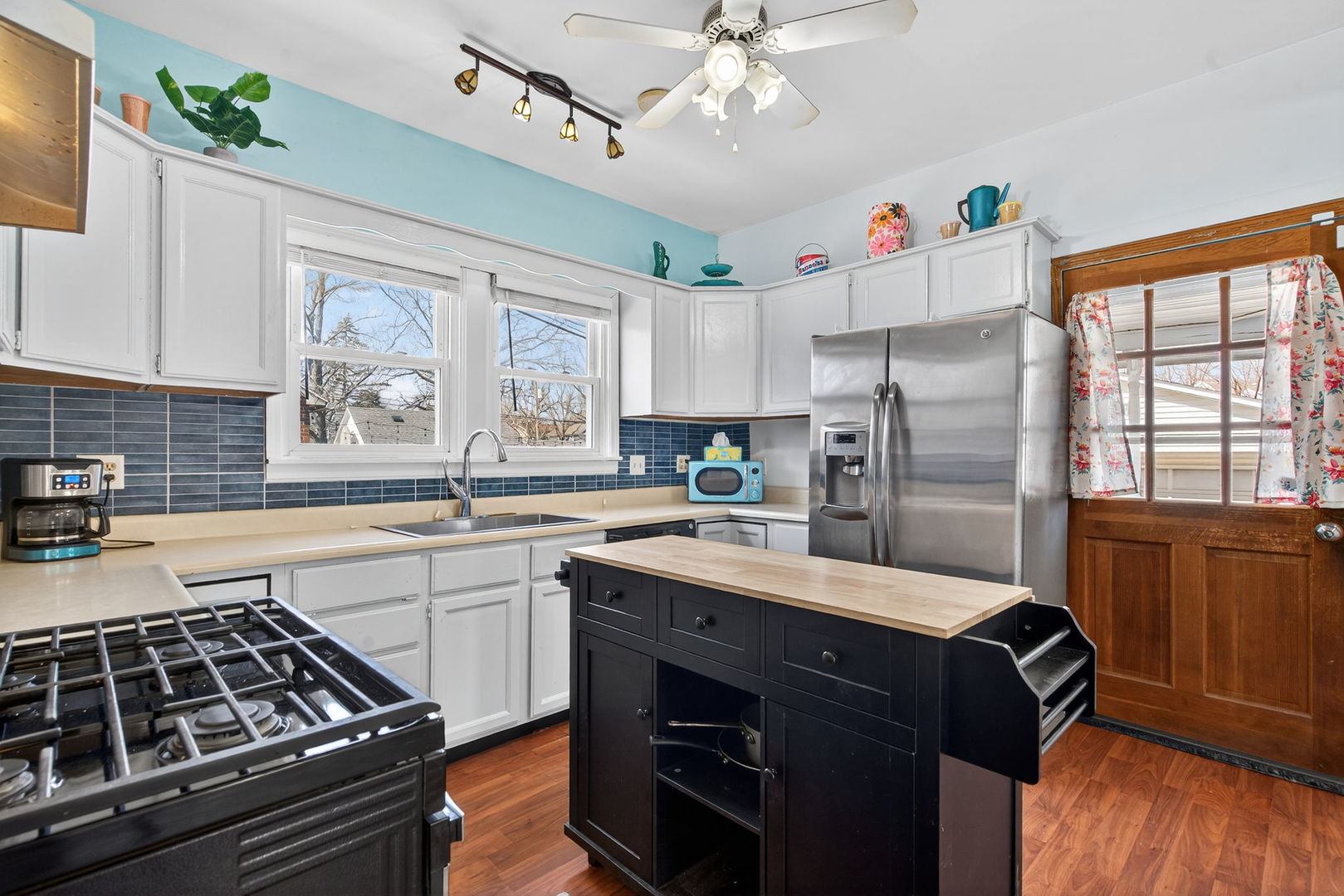 206 W Delaware Street, Dwight, IL 60420