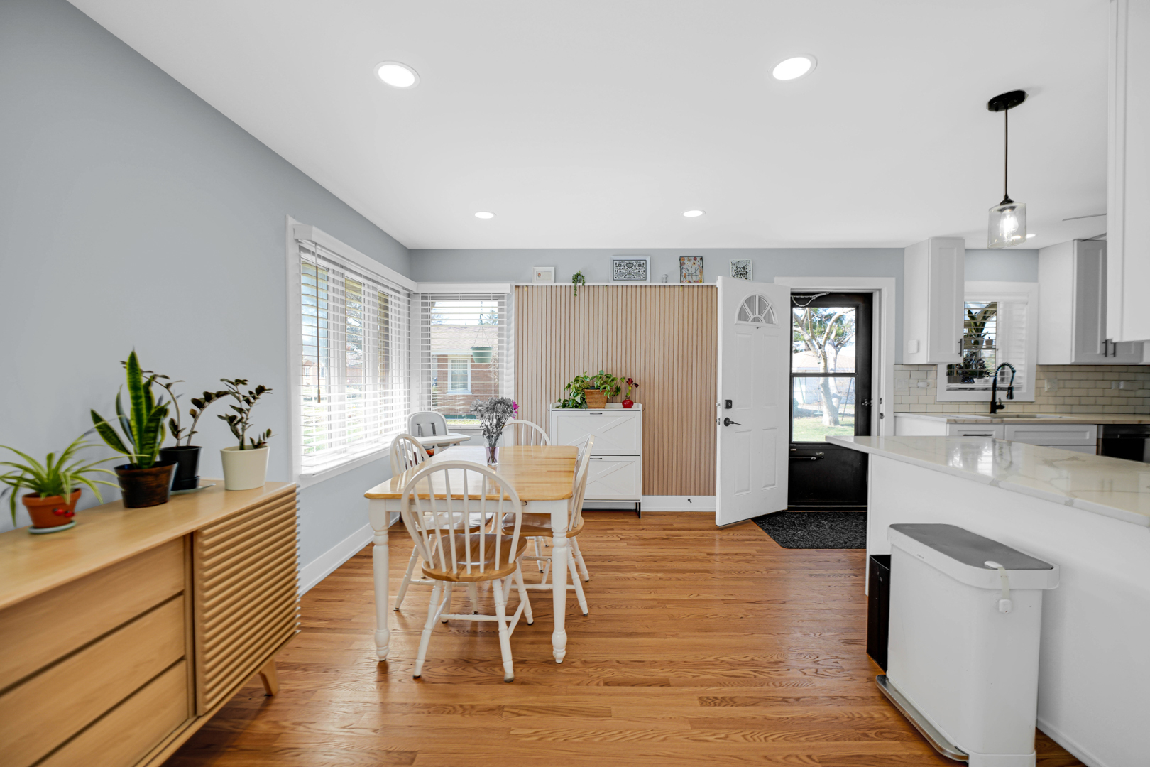 7306 Dorothy Lane, Tinley Park, IL 60477