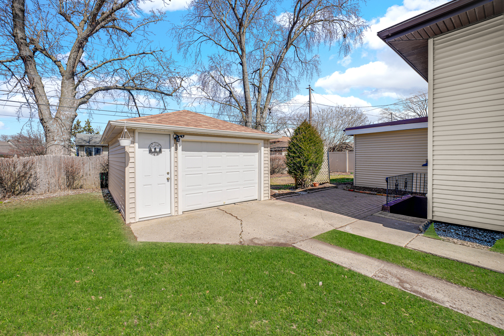 7306 Dorothy Lane, Tinley Park, IL 60477