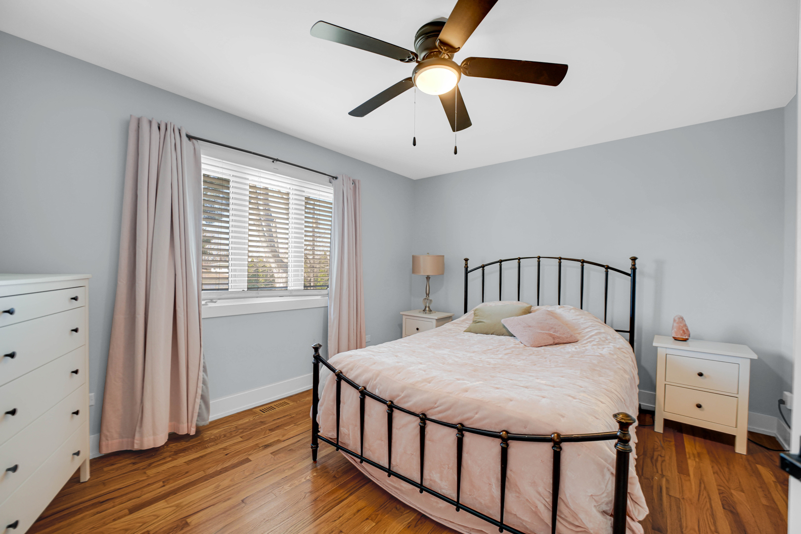 7306 Dorothy Lane, Tinley Park, IL 60477