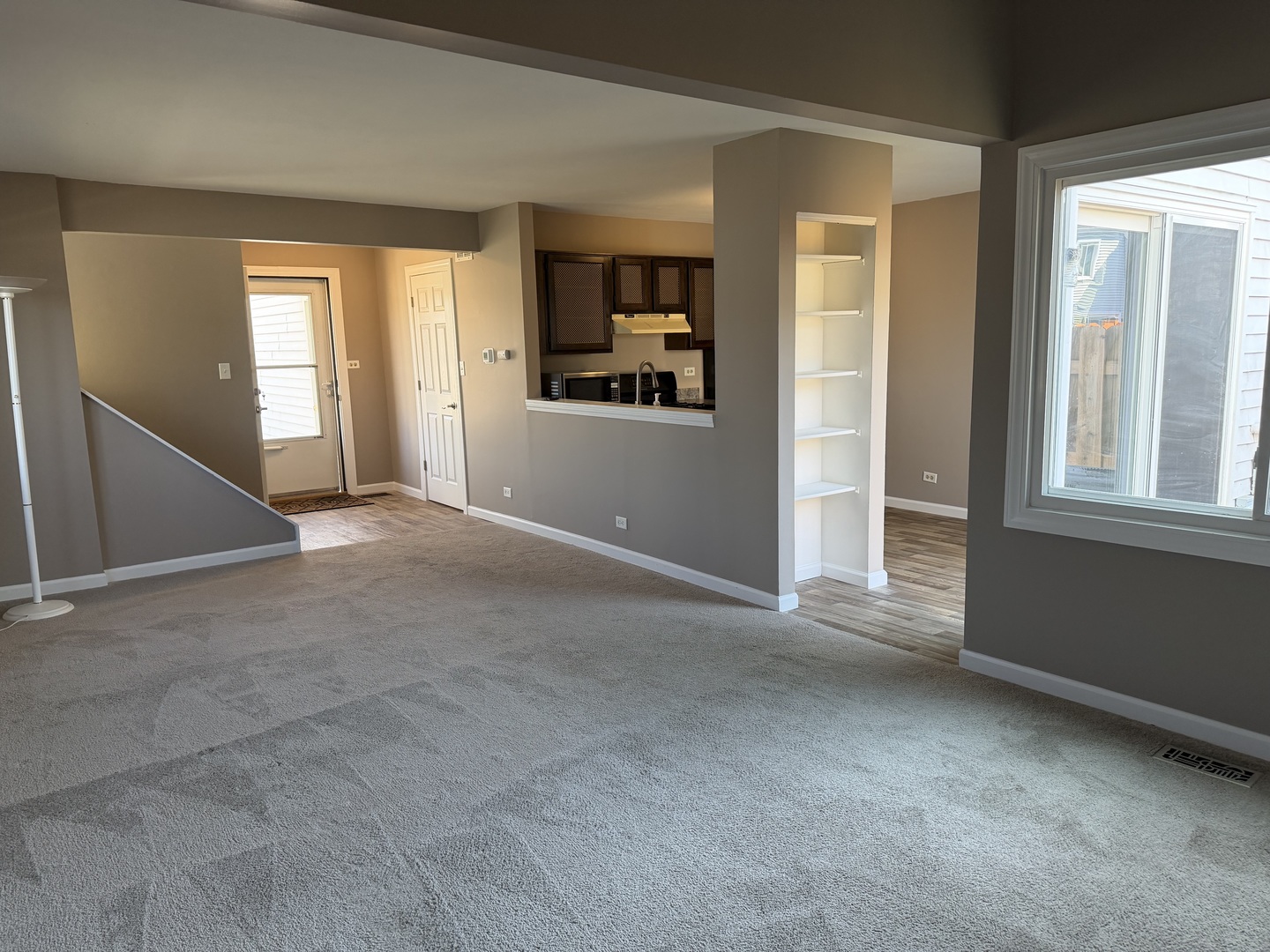 7594 Sarson Way, Hanover Park, IL 60133