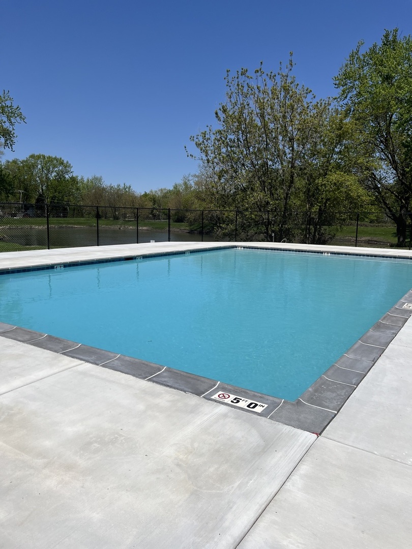 7594 Sarson Way, Hanover Park, IL 60133