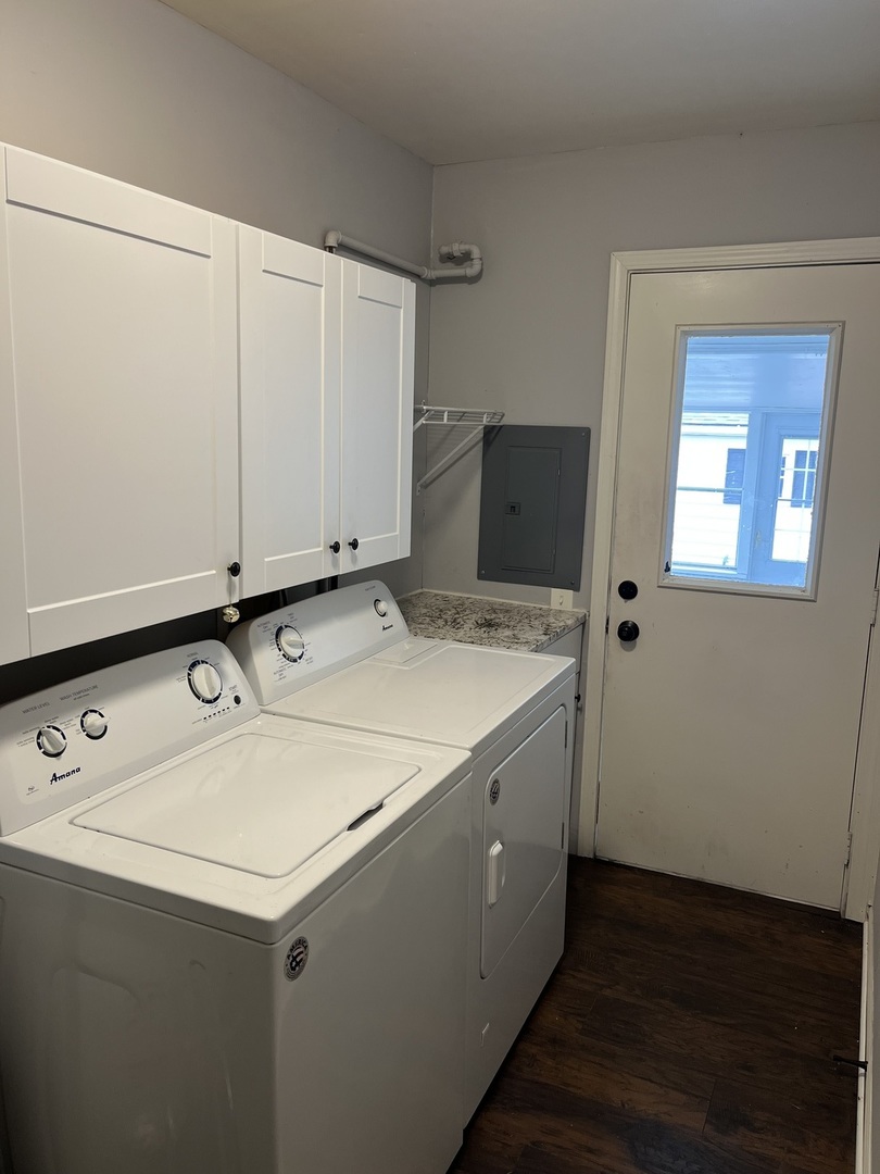 302 Freehauf Street, Lemont, IL 60439