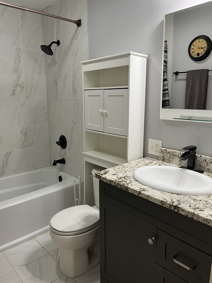 302 Freehauf Street, Lemont, IL 60439