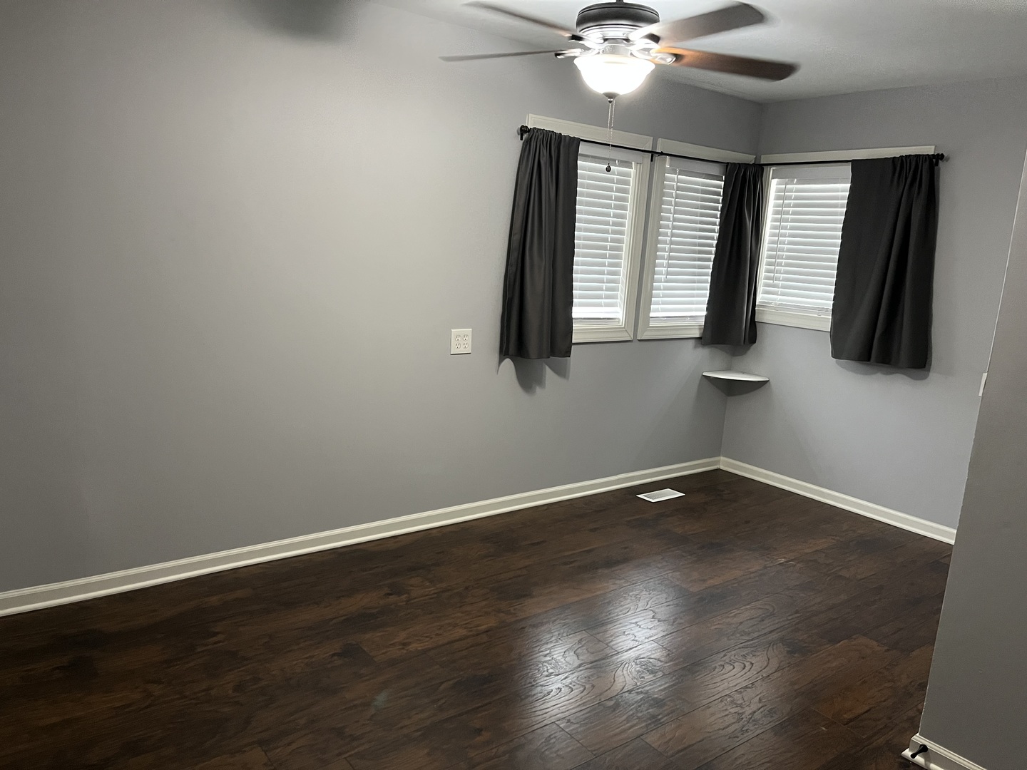 302 Freehauf Street, Lemont, IL 60439