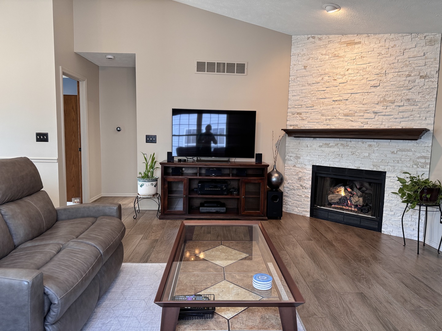 2723 Arrowhead Drive, Bloomington, IL 61704