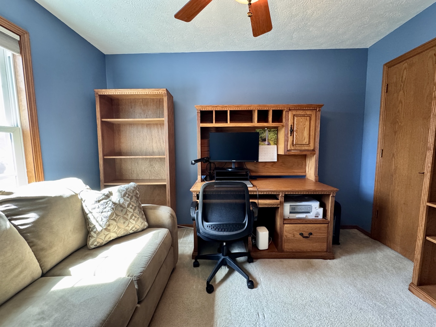 2723 Arrowhead Drive, Bloomington, IL 61704