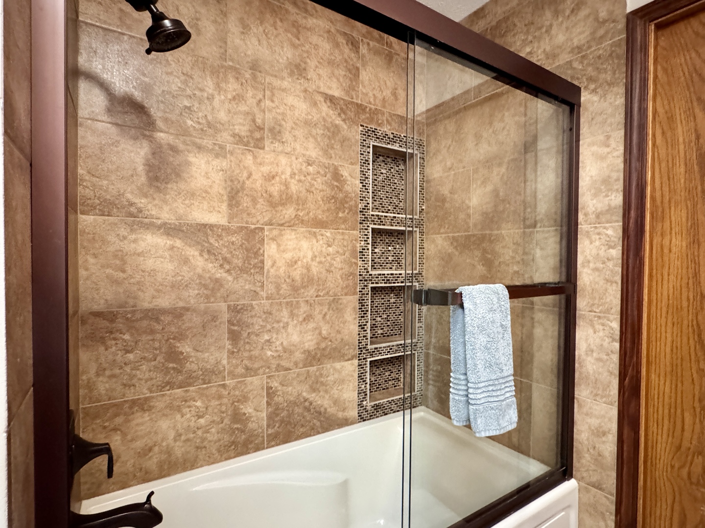 2723 Arrowhead Drive, Bloomington, IL 61704