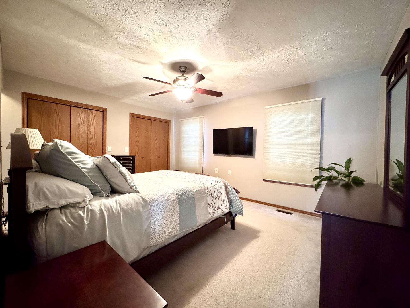 2723 Arrowhead Drive, Bloomington, IL 61704