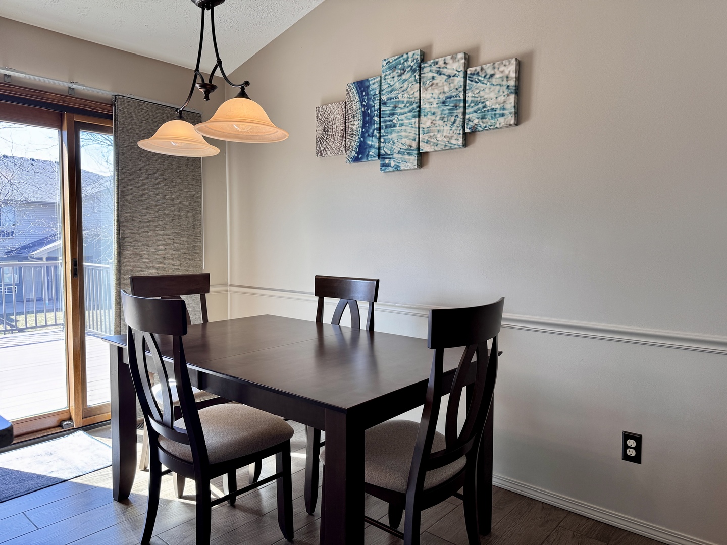 2723 Arrowhead Drive, Bloomington, IL 61704