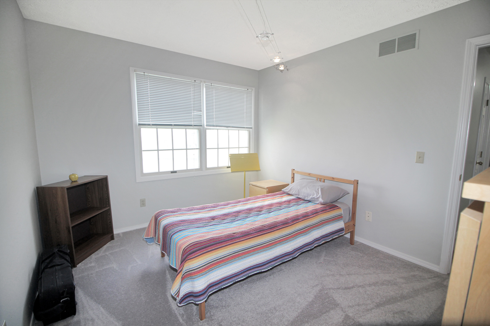 610 Old Farm Road, Bloomington, IL 61704