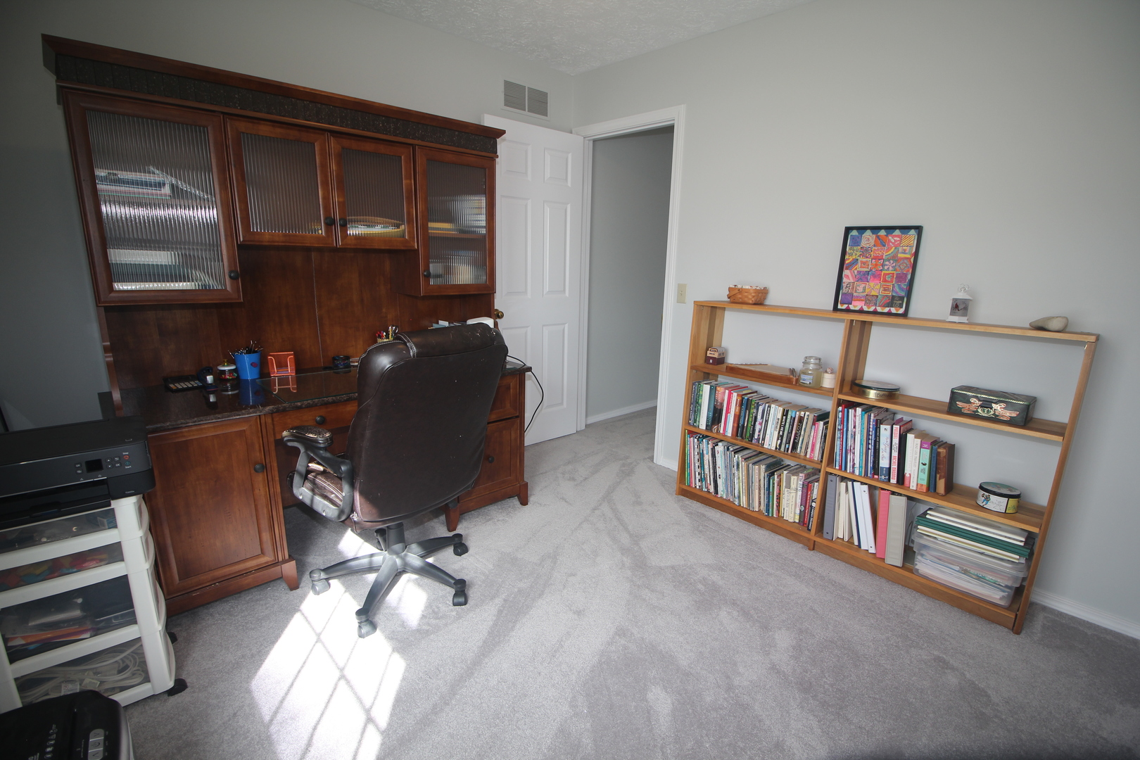 610 Old Farm Road, Bloomington, IL 61704