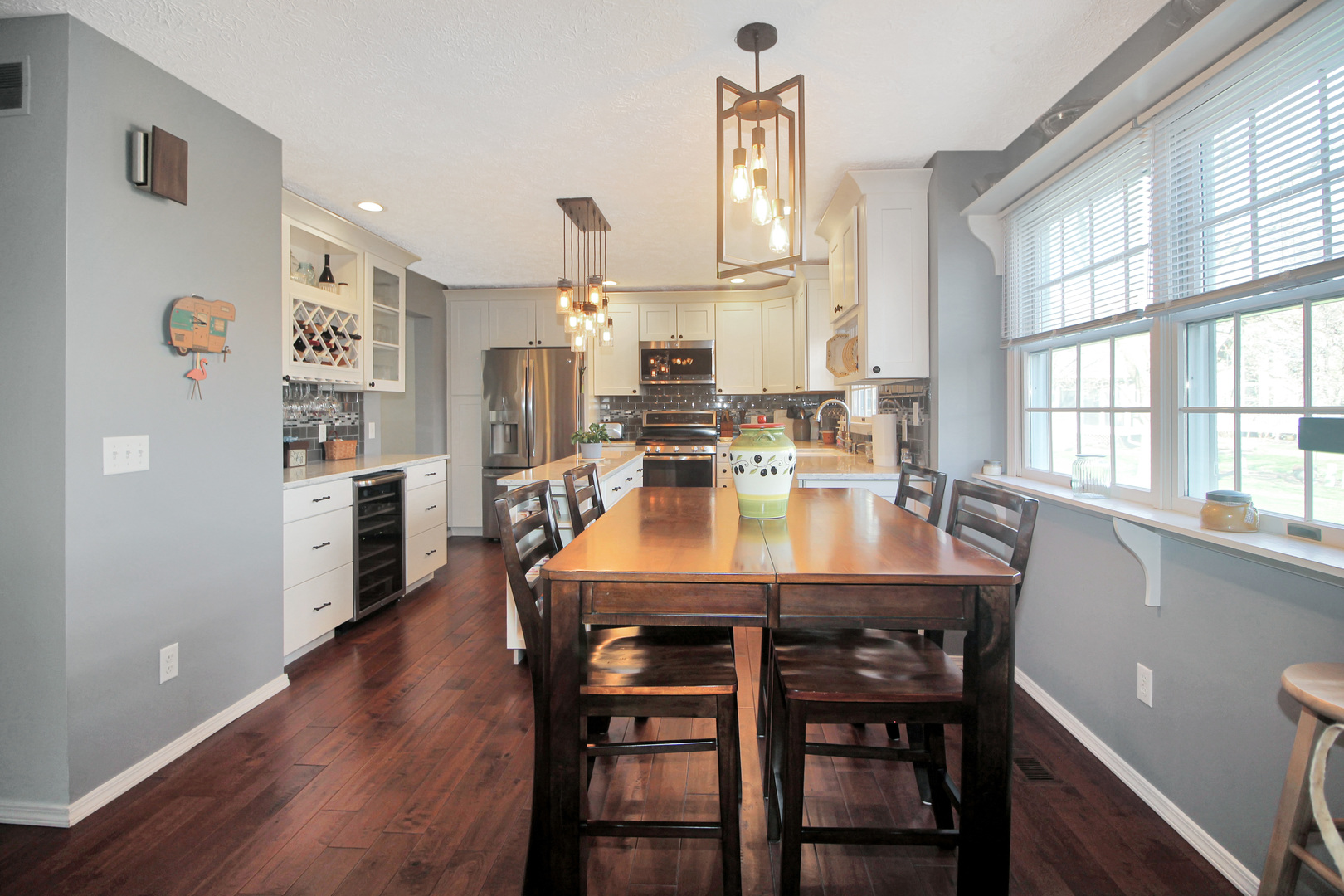 610 Old Farm Road, Bloomington, IL 61704