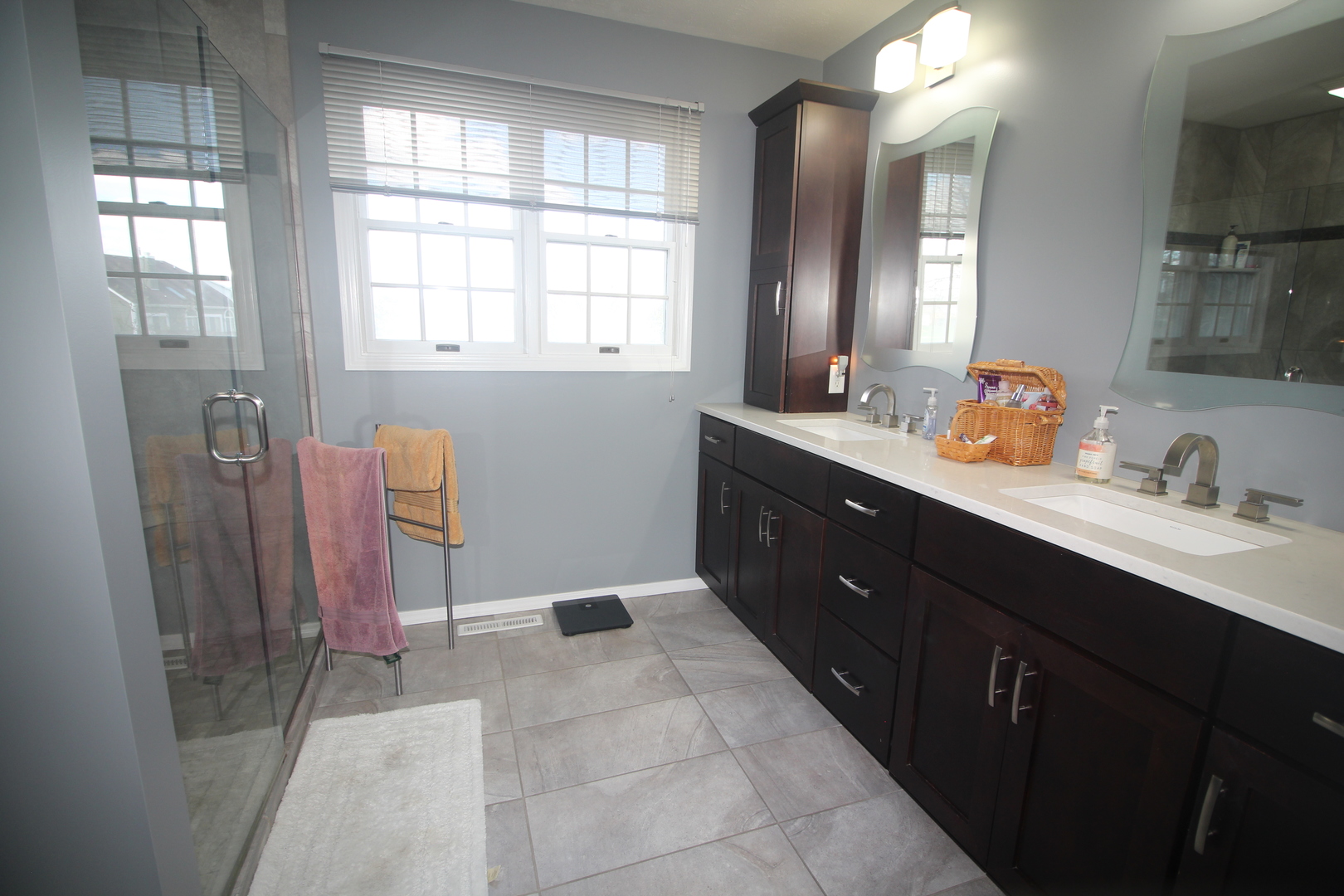 610 Old Farm Road, Bloomington, IL 61704