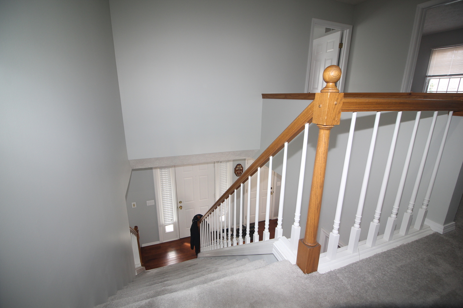 610 Old Farm Road, Bloomington, IL 61704